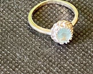 14K gold and gem ring