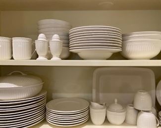 HUGE set of Mikasa Italian Countryside.