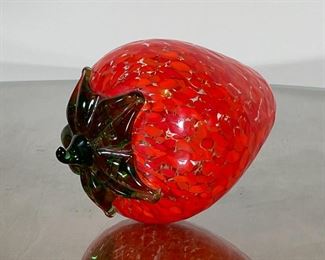 LARGE ART GLASS STRAWBERRY | About 3-1/2 x 5 in. 