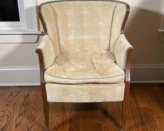 UPHOLSTERED WING CHAIR | h. 32-1/2 x 26 x 27 in. 
