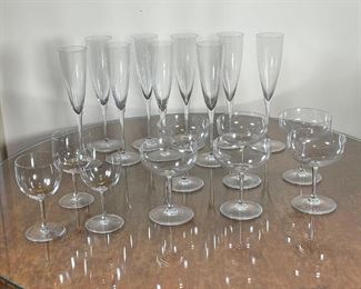 (18pc) BACCARAT GLASSWARE | Six short cocktail glasses (h. 4-3/4 in.), five champagne flutes (h. 9-1/2 in.) and three small stemmed cordial glasses (h. 5 in.) 