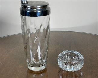 (2pc) MISC GLASSWARE | Beautifully cut crystal small ashtray and lidded cocktail mixing glass (9-1/2 in.) 