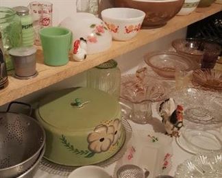 Jadeite, Fire King, Pyrex, and Retro Kitchen pieces