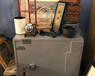 Large safe FREE, is open, owner doesn't remember the 3 tumbler combination