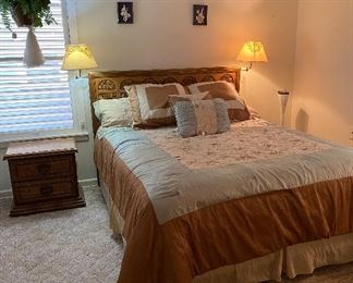 Queen Size Bedroom Set, Serta Sleeper, Nightstand, Attached Lamps, Macrame Hanging Wall Plant