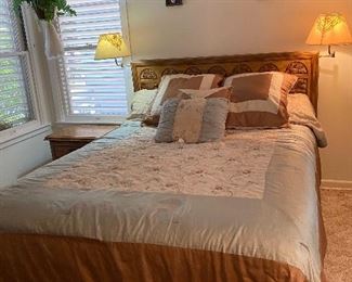 Queen Size Bedroom Set, Serta Sleeper, Nightstand, Attached Lamps, Macrame Hanging Wall Plant, Framed & Mounted Shells
