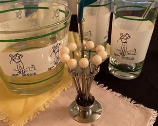 19th Hole Golfers Bar Set & Ice Bucket