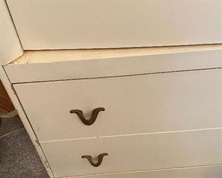 Bedroom Set Mid Century Modern Chest of Drawers White Lacquer Finish