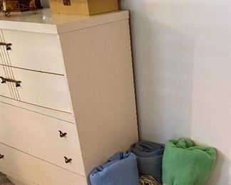 Bedroom Set Mid Century Modern Chest of Drawers White Lacquer Finish, Electric Blankets, Jewelry Boxes