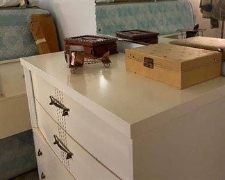 Bedroom Set Mid Century Modern Chest of Drawers White Lacquer Finish, Jewelry Boxes