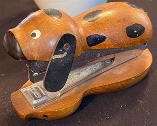 Counterpoint Doggie Wooden Stapler Japan