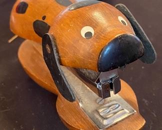 Counterpoint Doggie Wooden Stapler Japan