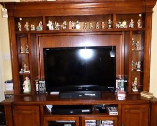 TV Cabinet with Hutch, Sony flat screen, Royce baskets