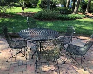 wrought iron outdoor dining set