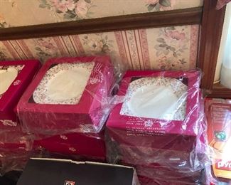 Royal Albert Rose Confetti Vintage 5 Pc place settings - new in box. 6 available.