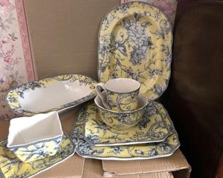 222 Fifth Adelaide dish sets - yellow and gray