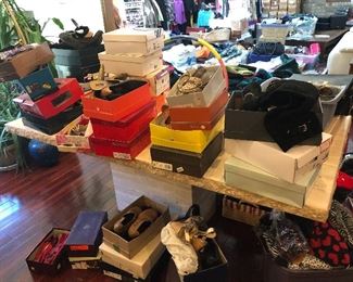 Women’s / Junior shoes sz 5.5 many like new