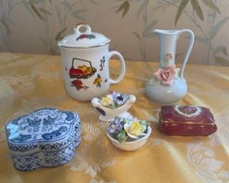 Assorted Small Decorative Collectibles