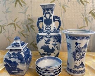 Chinese Blue White Ceramic Grouping