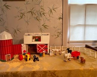 Fisher Price Play Family Farm