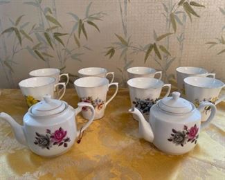 Set of Two Matching Tea Pots and 8 Tea Cups
