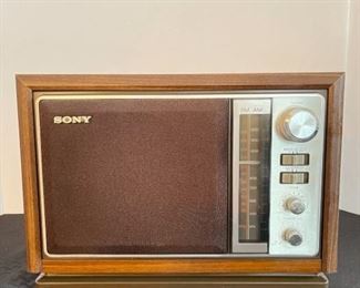 Vintage Sony AM FM Radio