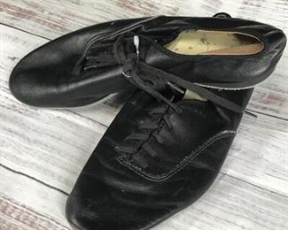 Ballet Shoes Size 4E