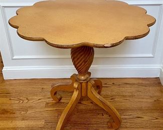 Pedestal accent table 