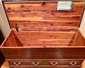 Lane cedar chest 