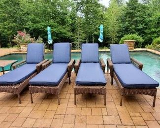 Outdoor Lounger Chairs