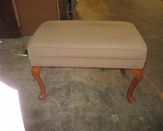 Queen Anne style cabriole legged bench