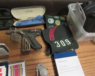 sasseville toy gun, badges, scout
