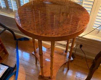 #119	Baker Round Bamboo Type Leg End Table 16 Round x 26	 $175.00 
