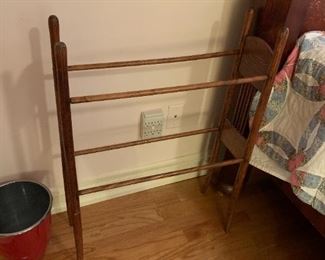 #121	Wood Spindle Side Quilt Rack  14x8x33	 $45.00 
