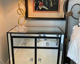 Mirrored Nightstand. Pair of Lamps