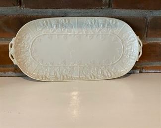 Belleck Tray
