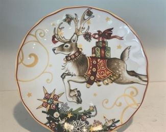 Set of 8 Dessert Plates