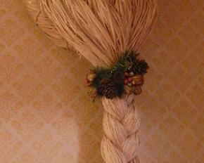 Great Christmas decor and wreaths