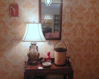 Ethan Allen Rolling Hors d'oevre cart, lamps and beautiful mirror