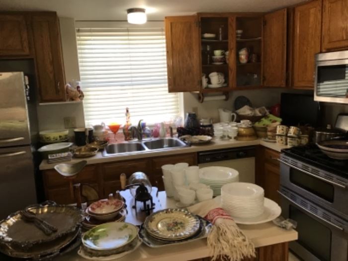 Kitchen items including ~coffee grinder ~Pyrex ~lots of milk glass ~ silver plate trays