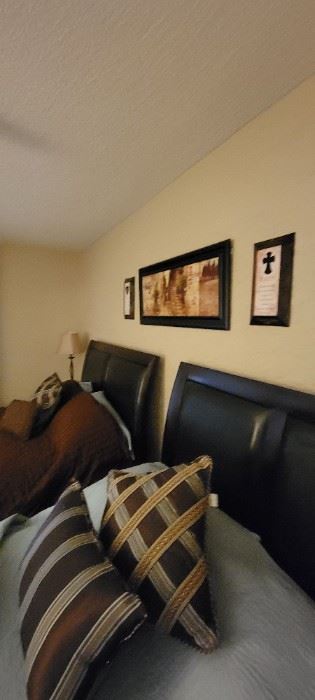 Full bedset: box spring ,mattress, headboard bedding and wall art