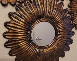metal sun mirror arrangement