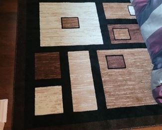 $30.00, 5 x 7' decorative rug vg condition