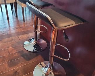 $25.00 each, Bar stools 3 available vg condition