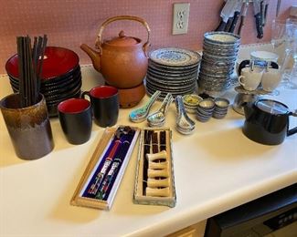 Rice bowls, chopsticks 