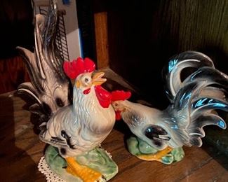 Lefton roosters