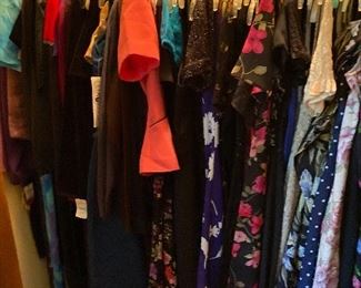 Ladies' dresses, size S