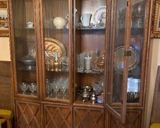 Retro dining set; table, chairs, hutch & bar/server