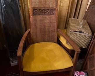 Retro dining set; table, chairs, hutch & bar/server