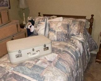 Full Size Matching Bed with Mattress 